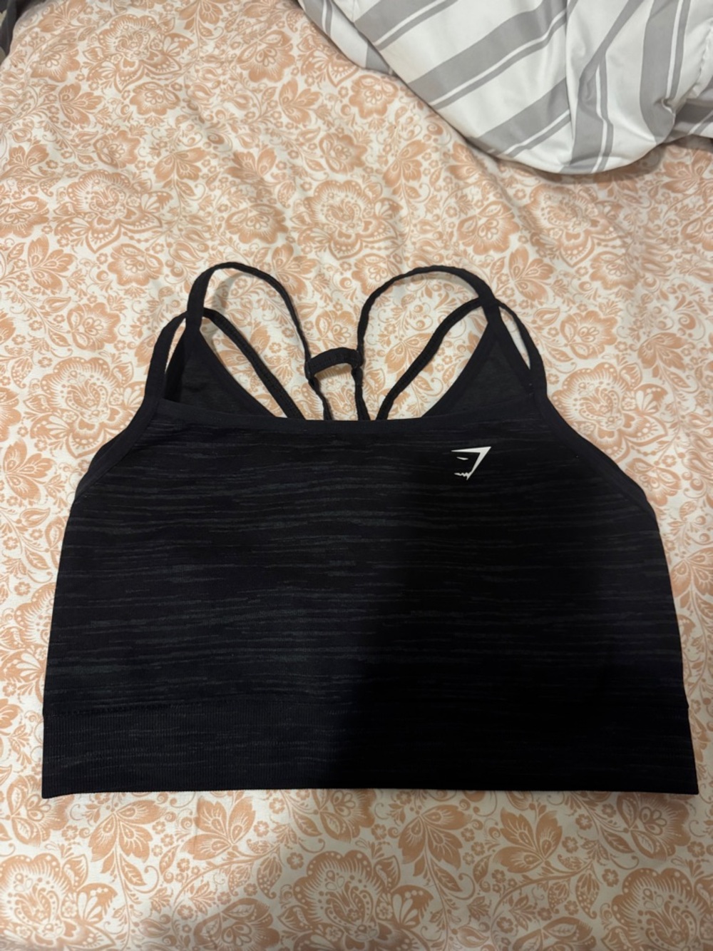Gymshark Black Seamless Strappy Sports Bra